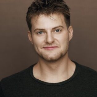 Profile picture of aaronjacobstheactor